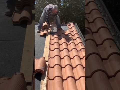 Video: Installazione di tegole metalliche: errori nella costruzione del tetto