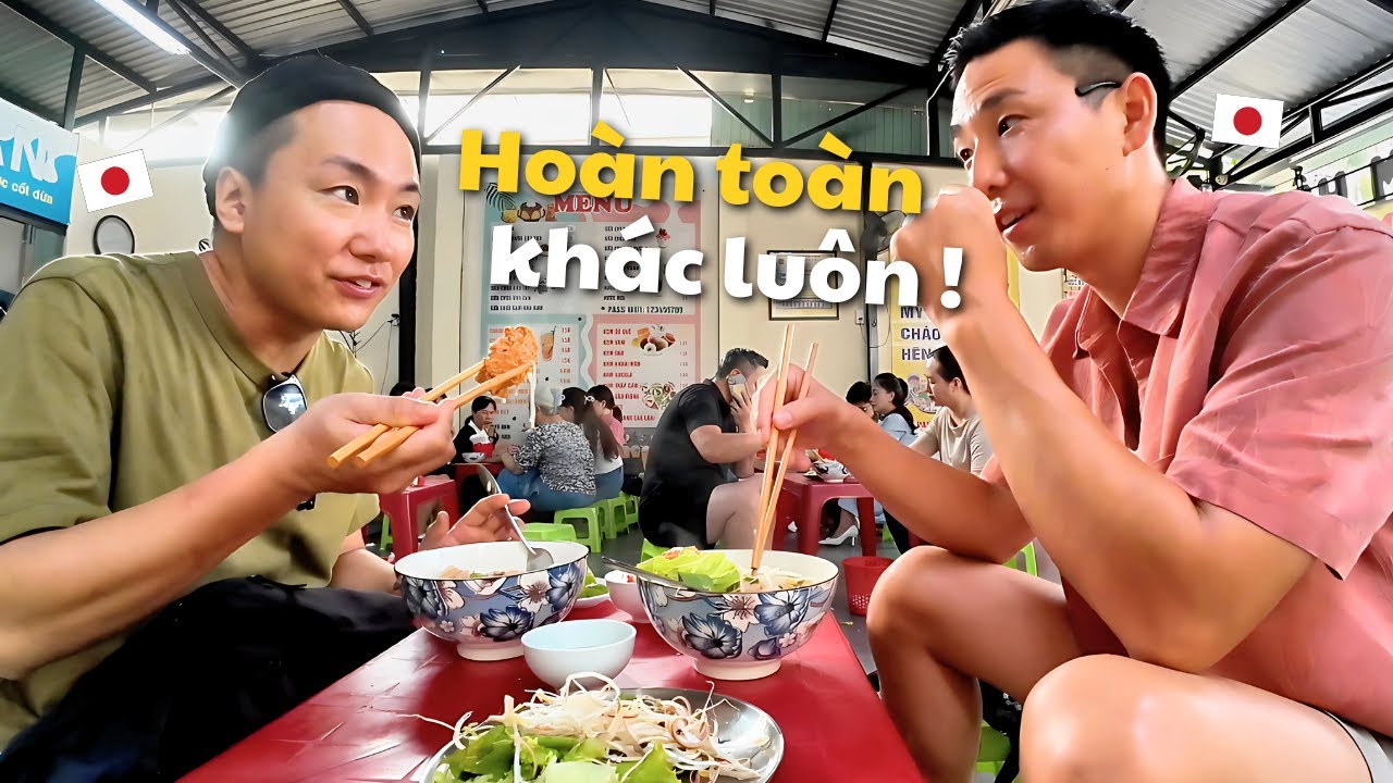 Rất bất ngờ với sự khác biệt của bún bò Huế chính gốc !~Các đặc sản Huế mà ít khách du lịch biết đến