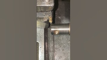 Diamond tip cutting metal in lathe machine #youtube #lathemachine #automobile