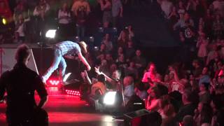 Jason Aldean - Hicktown Live in Concert (HD)