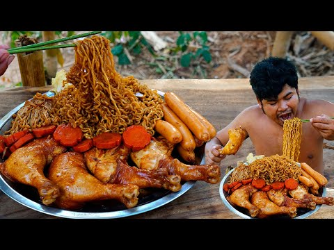 Video: Cooking Chicken Legs With Noodles