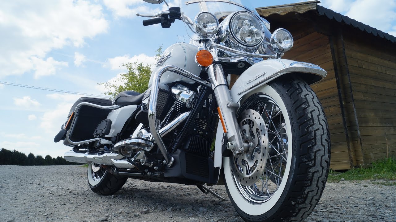 Onlinemotor Harley  Davidson  Road  King  Classic 2019 mit 