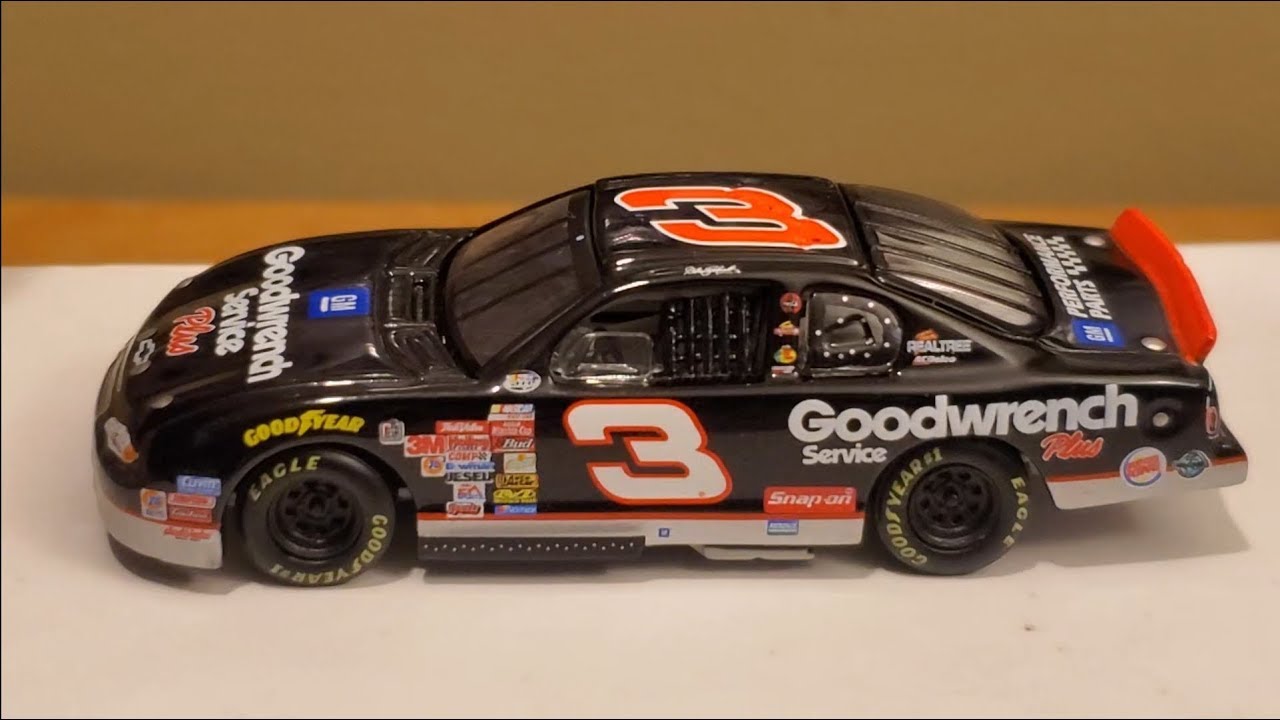 2000 Dale Earnhardt GM Goodwrench "Richmond Raced Version" 1:64 (NASCAR
