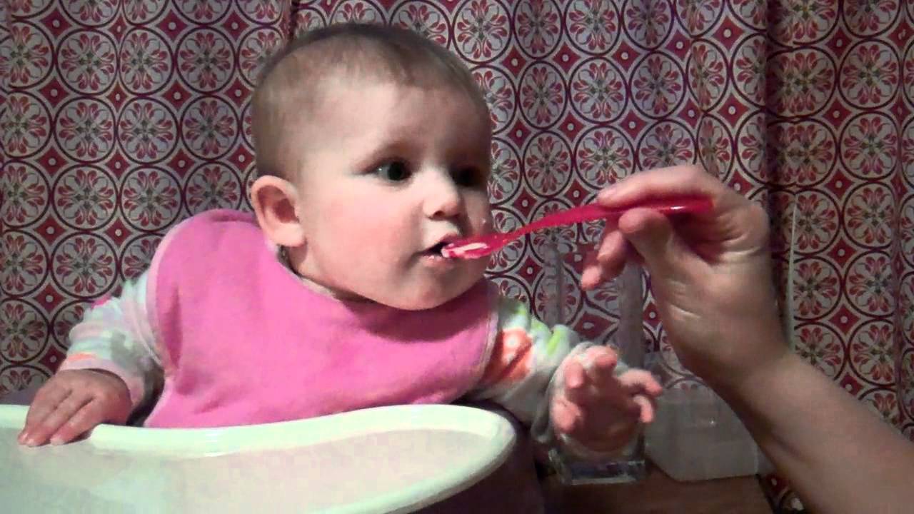 Baby's First Solid Food - YouTube