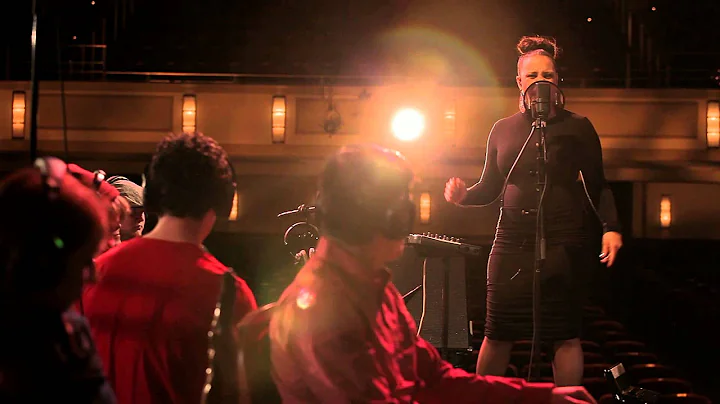 Snarky Puppy feat. Shayna Steele - Gone Under (Fam...