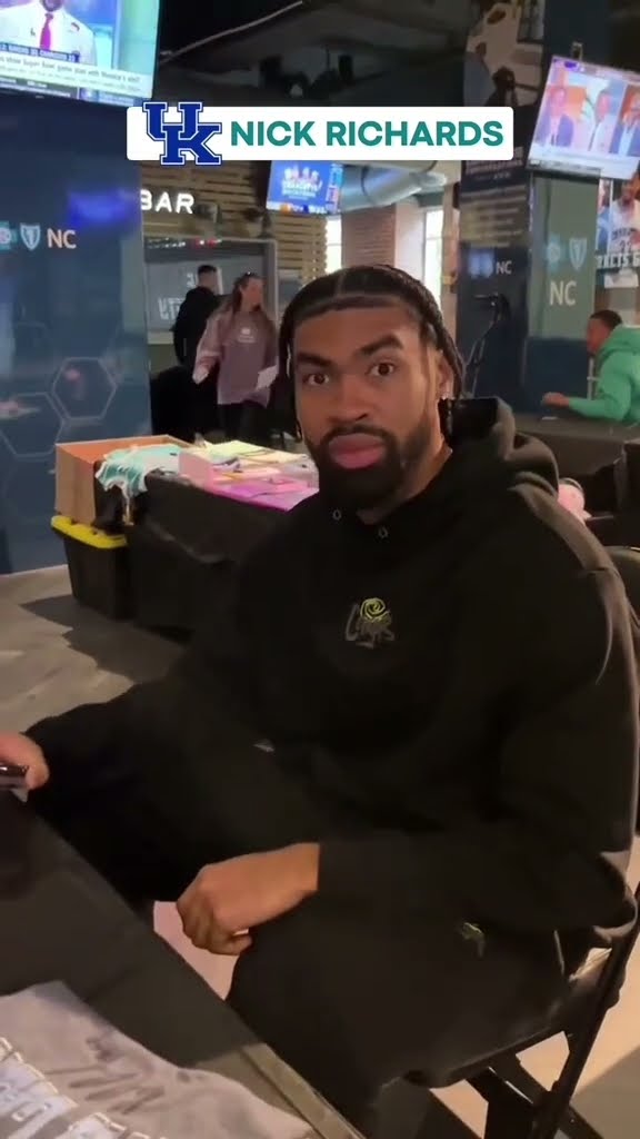 Hornets players signing their college rivals merch ? (via @hornets/TT)