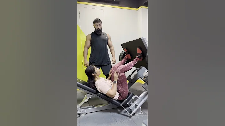 Leg day comedy #legsay #gymcomedy #shorts