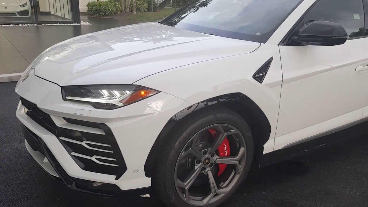 Lamborghini urus sound