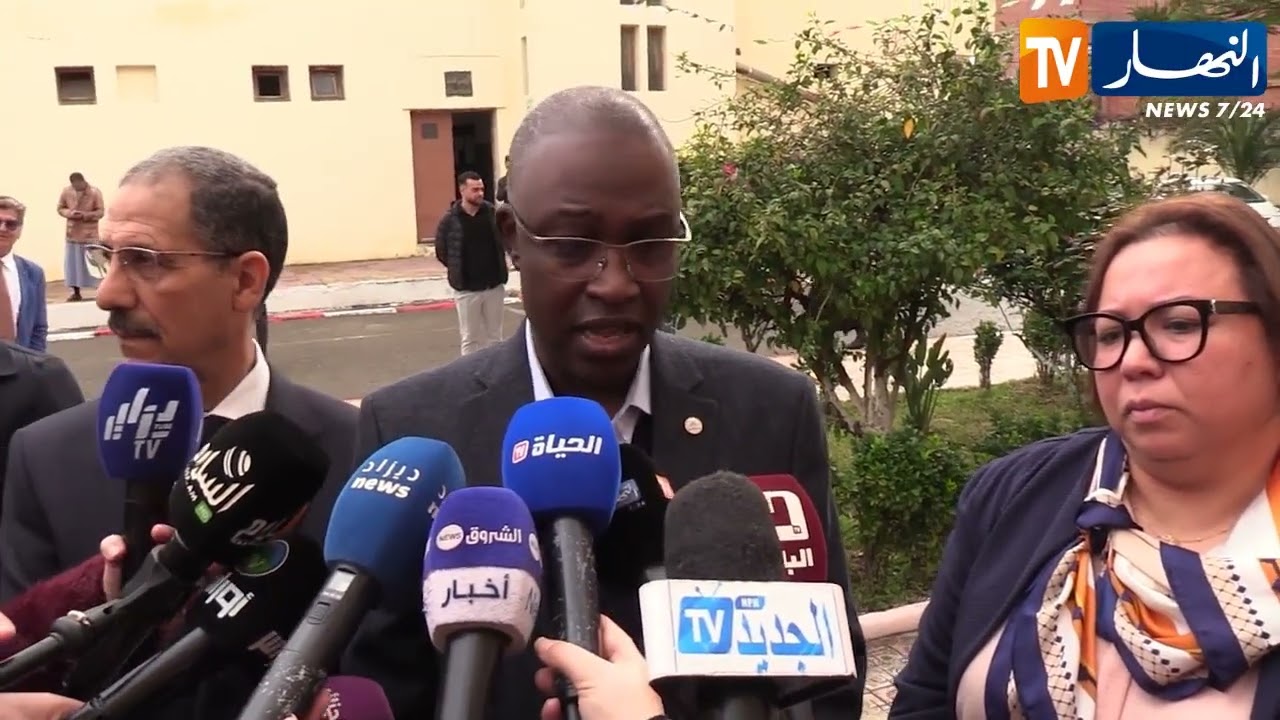 البليدة : وزيرا الشباب والتكوين المهني يقفان على سير الأنشطة الشبابية والتكوينات المهنية