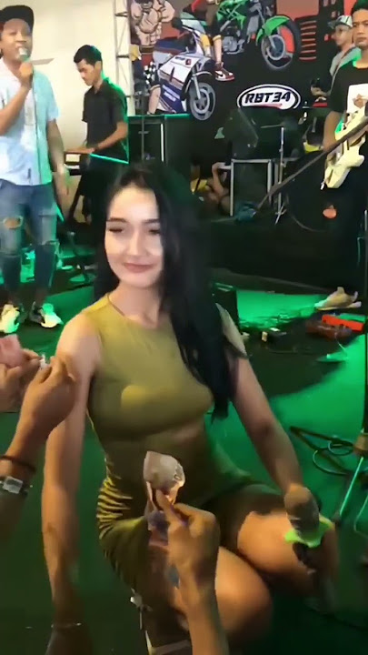 sampai bawahh... sampai bawahh 💃😍😍 CHINTYA BELLA 🥰🥰