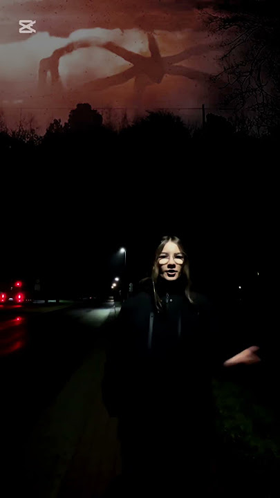 finally joined this trend #outnow #dance #dontmakesense #music #helpmemakethismakesense #greenscree