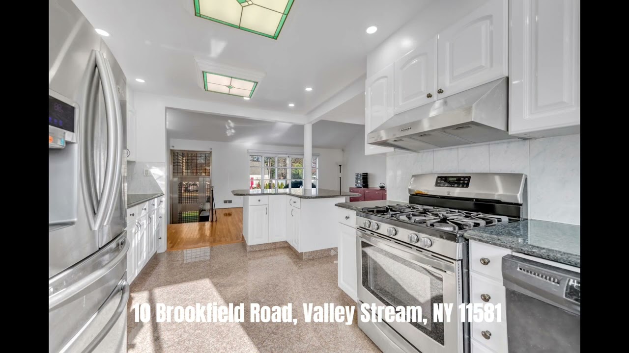 10 Brookfield Road, Valley Stream NY 11581