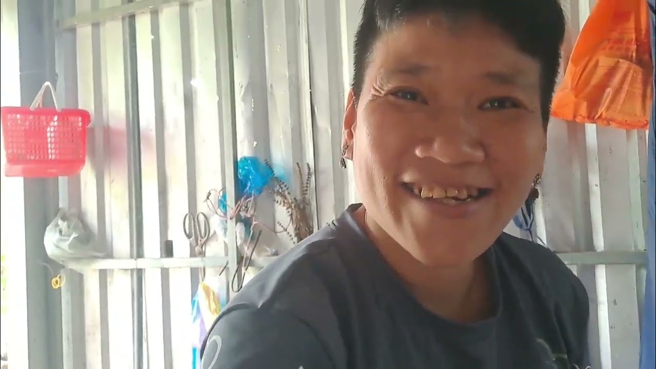 Hôm nay bé Hiền đòi ăn vịt 