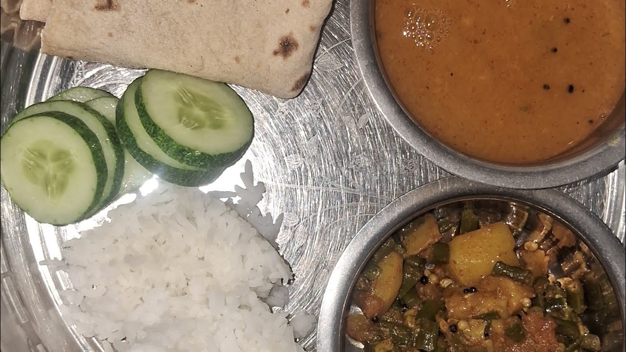 gujrati choli nu sak dal bhat rotli testy and healthy 😋😋😋👌