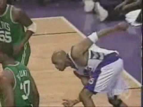 Vince Carter-vcvid_06(...  Carter 02-03 Season Cam...