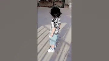وليدي غالي وغالي جنه الكمر وينادي اوليدي فستق حلبي يحفضه الله والنبي اكسبلور لايك 