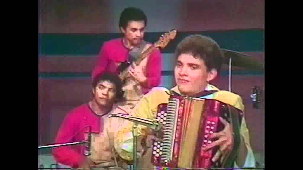 Se acabaron mis penas- Diomedes y El cocha en vivo