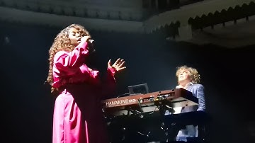 Berget Lewis & Stephan Geusebroek - Help! (Paradiso, 5-7-2023)