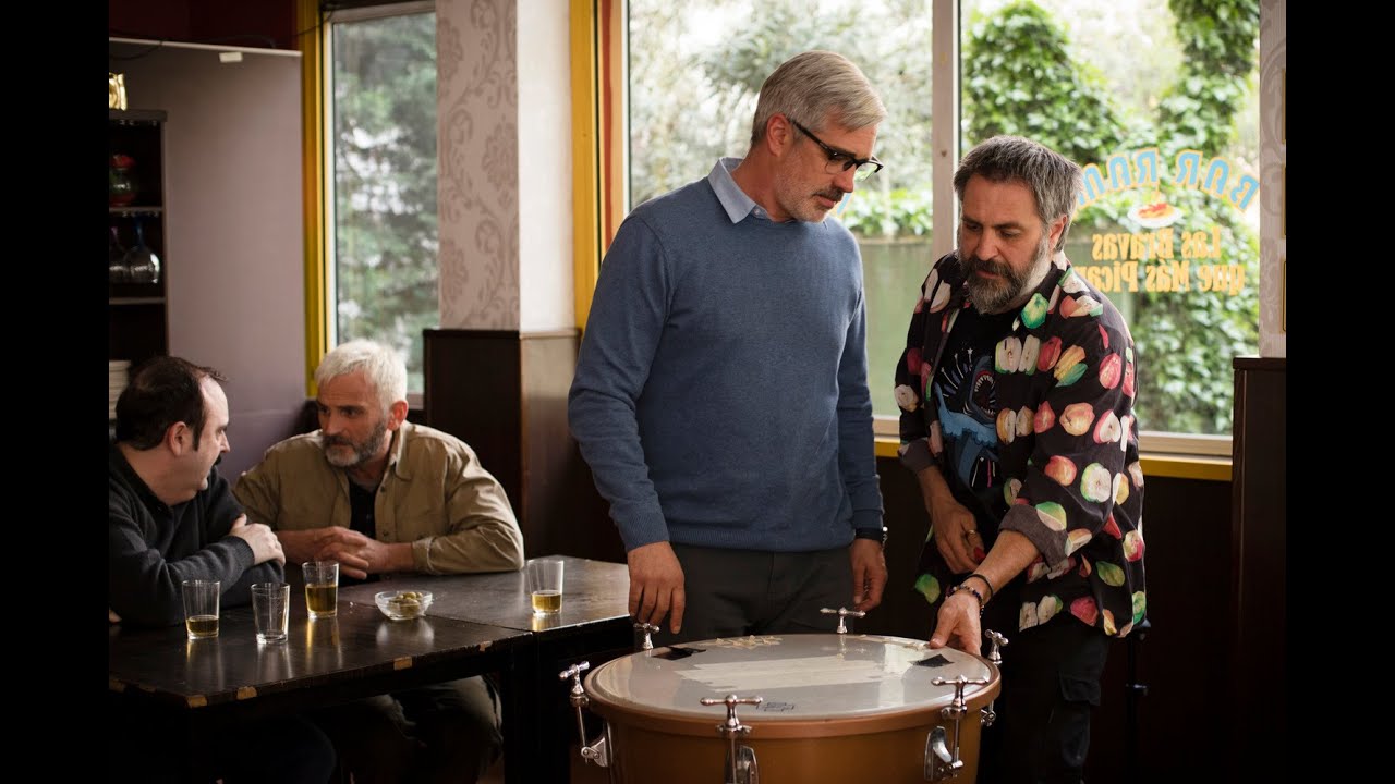 El club del paro Trailer YouTube El club del paro Trailer YouTube