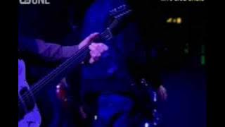 Oasis -  Lyla (Live Wembley 2008) (High Quality video)(HD)