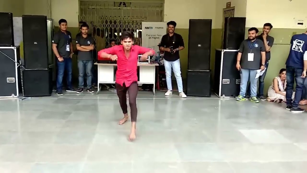Best Dance ever at college 