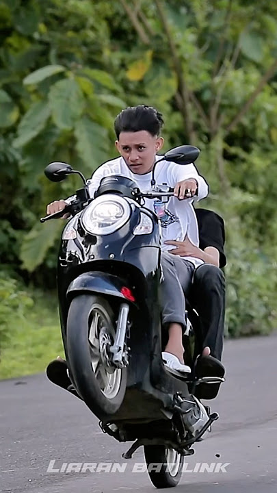 Joki aerox viral sekarang suka ngatta-ngatta 🤭 #aerox#crf#batilink#viral#fyp#aeroxviral#ayambalap