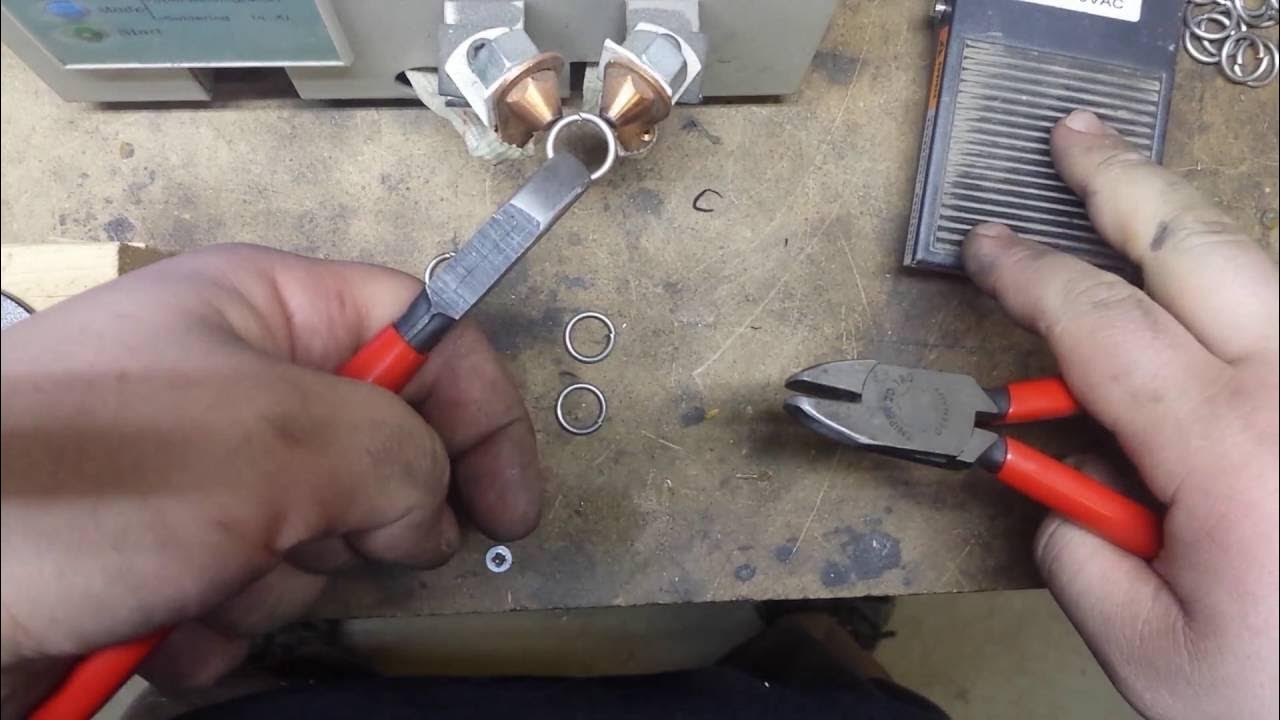 TheRingLord Example of how to use a resistance welder to weld 14G