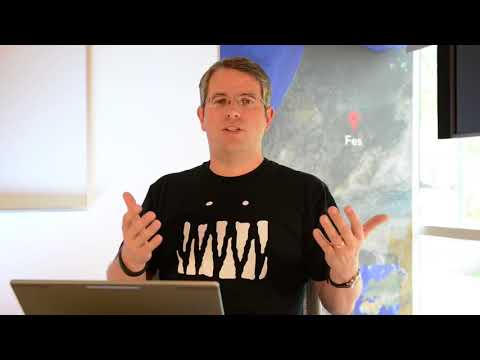 How does Google handle duplicate content
