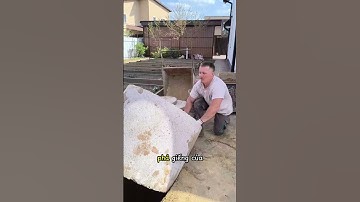 Cậu bé nghĩ chú ấy đang phá giếng #shorts