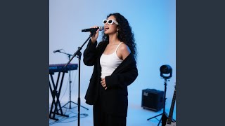 Aku Bukan Pelarianmu