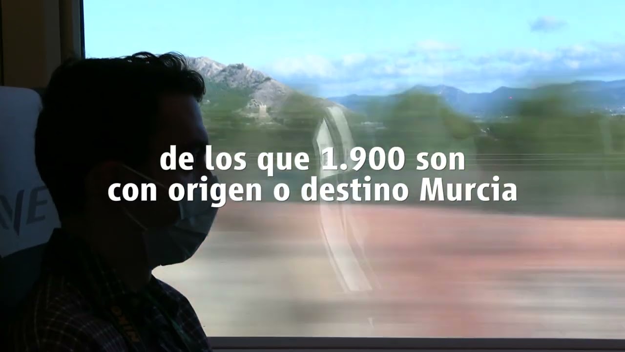 Primer servicio comercial del AVE Madrid-Murcia.