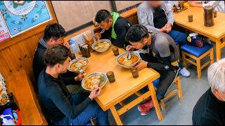 名物カツラーメン！爆食いガテン系アニキ達が殺到する最強老舗ラーメン食堂！