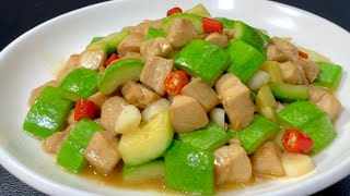 这才是鸡胸肉搭配西葫芦好吃的做法，厨师长教我详细步骤，出锅鸡肉鲜香入味，西葫芦脆嫩爽口#美食製作 #美食教程 #美食