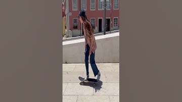Same Spot different girl 🛹 Skateboarding Clips #SkatePartner