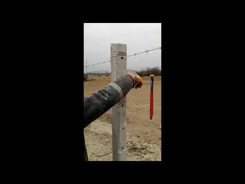 Video: Dikenli Tel Montajı (31 Fotoğraf): Bir çitin Ve Diğer çitlerin üzerine. Kendi Elinizle Yere Nasıl çekilir?