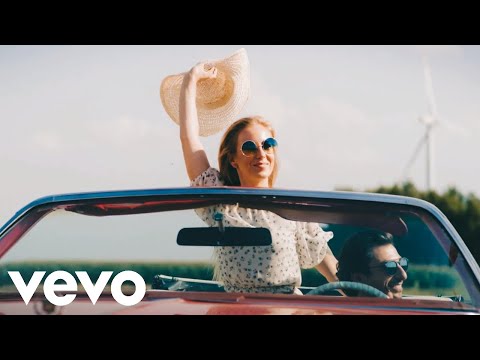 REYVI Midnight Calls New Italo Disco Style 2025