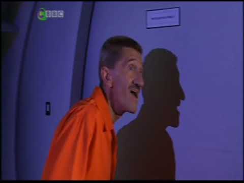 Chucklevision 14x05 Out Of This World Youtube