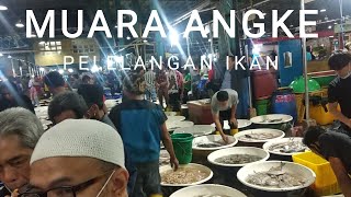 SUASANA DI PELELANGAN IKAN MUARA ANGKE 2021