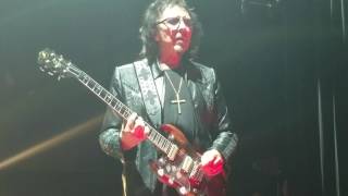 Black Sabbath - War Pigs - Xfinity Center, Mansfield, MA - August 25, 2016