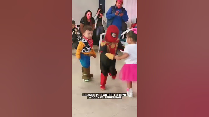 cuando peleas por lo tuyo woody vs spider man jajaja