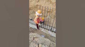 Technical Install reintaining wall rebar in beam rebar