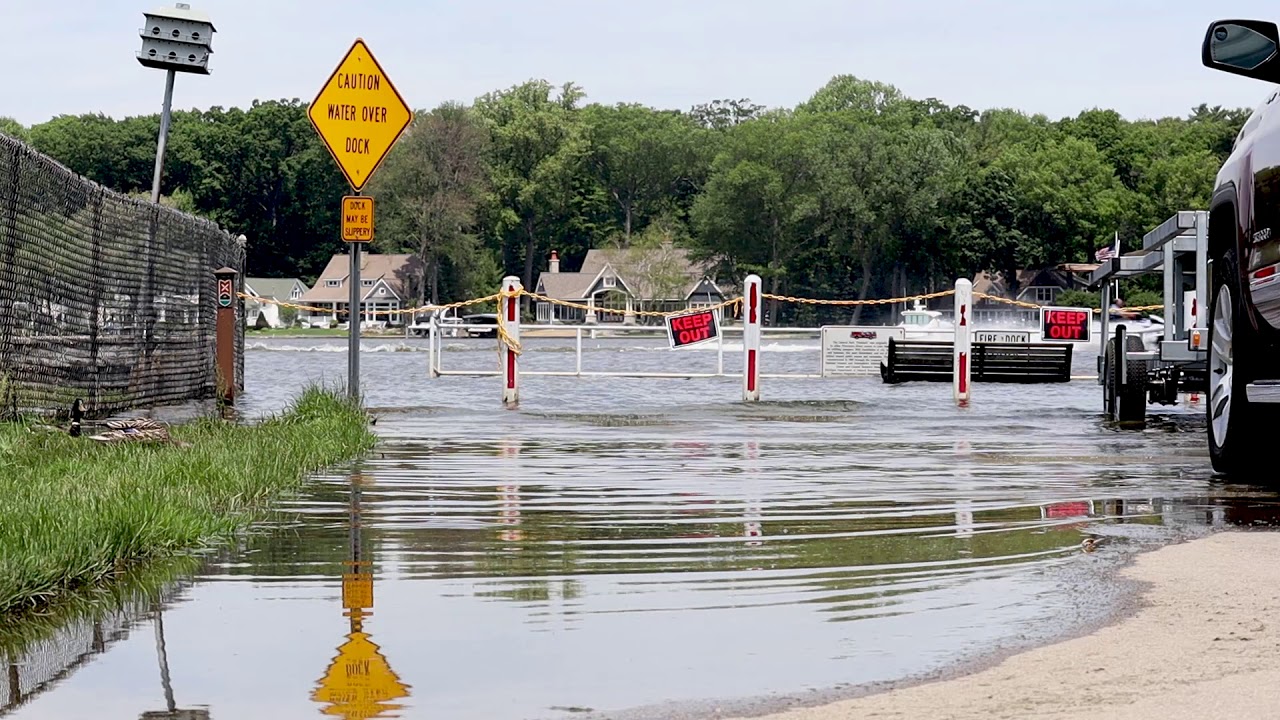 Lake Macatawa No Wake