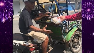 Berbagi cincau dawet tape tahu ratusan gratis buat sesama