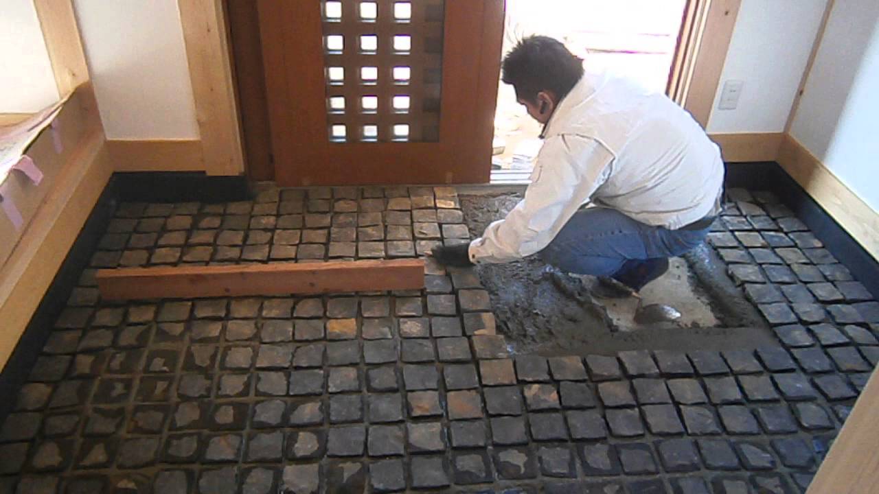 玄関石 デジカ目 デシカ目岩建工房の雨楽な家 玄関石 デジカ目 デシカ目岩建工房の雨楽な家