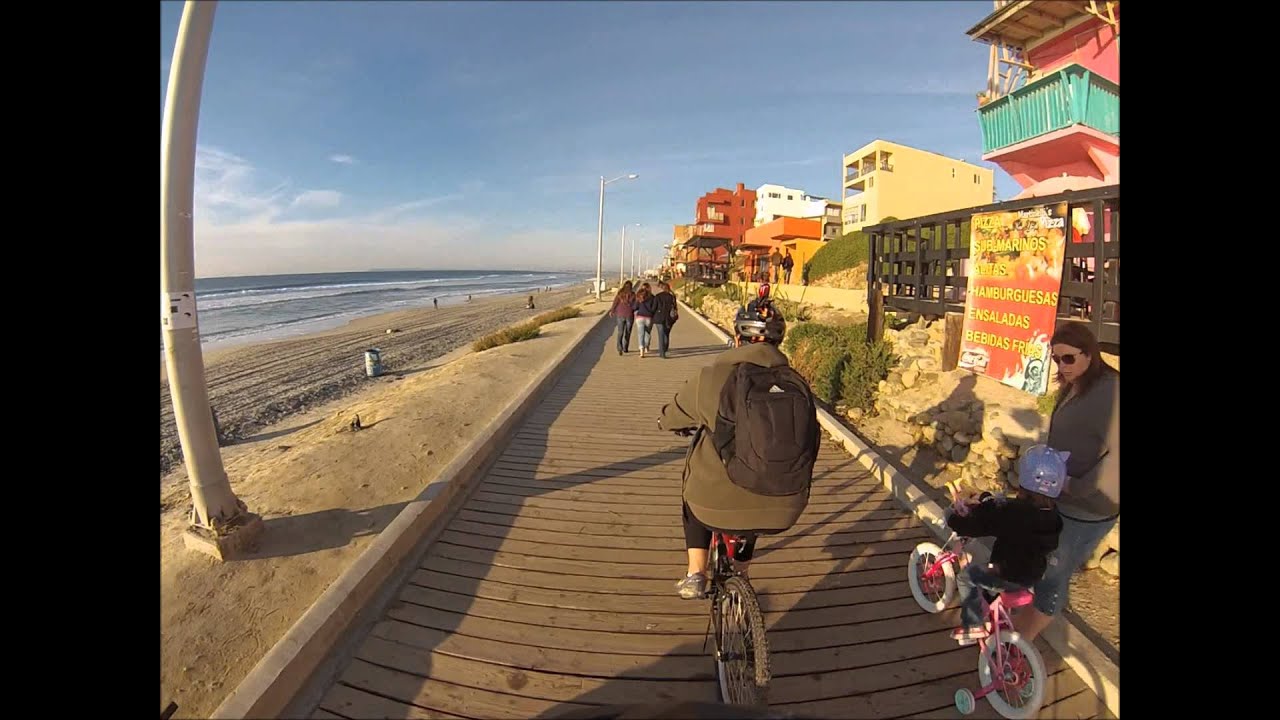 Paseando en el malecon de playas de tijuana 06 01 13 - YouTube