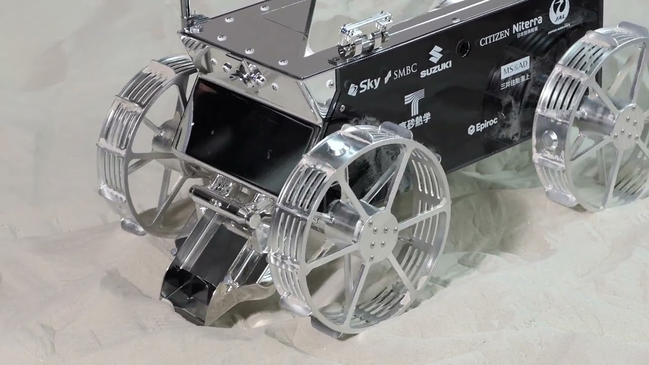 ispaceが新開発の小型月面探査車を公開、ミッション2に向け再起