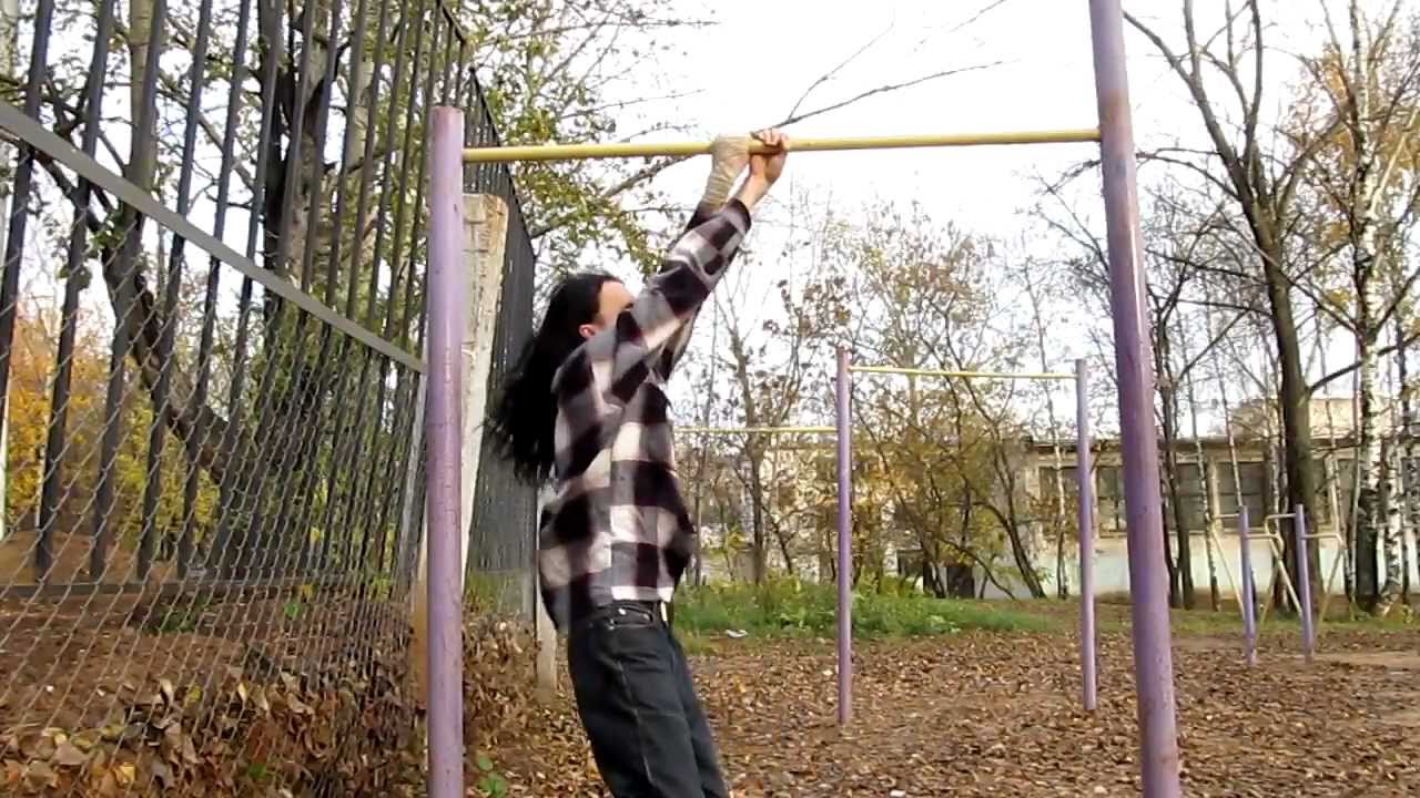 Hesher going crazy !! (horizontal bar, gimbarr, турник) october 2011