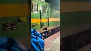 WAP7 DUTY IN DANGER #dieselengine #train #railway #rail