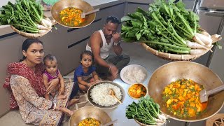 मूली की स्वादिष्ट सब्जी बनाएं | मूली रेसिपी | Village Style Cooking and Eating Muli Sabji Recipe