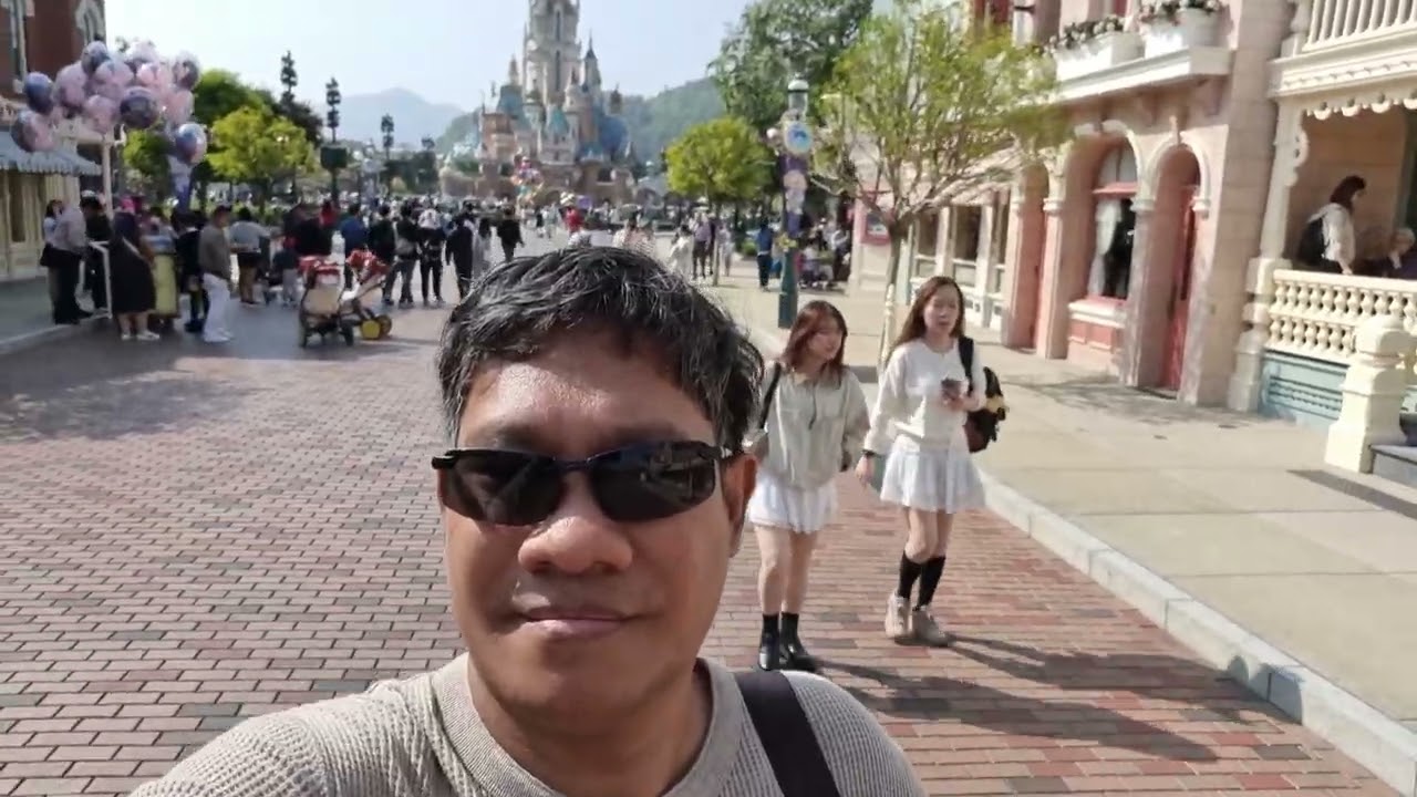 Welcome To Disneyland Hong Kong